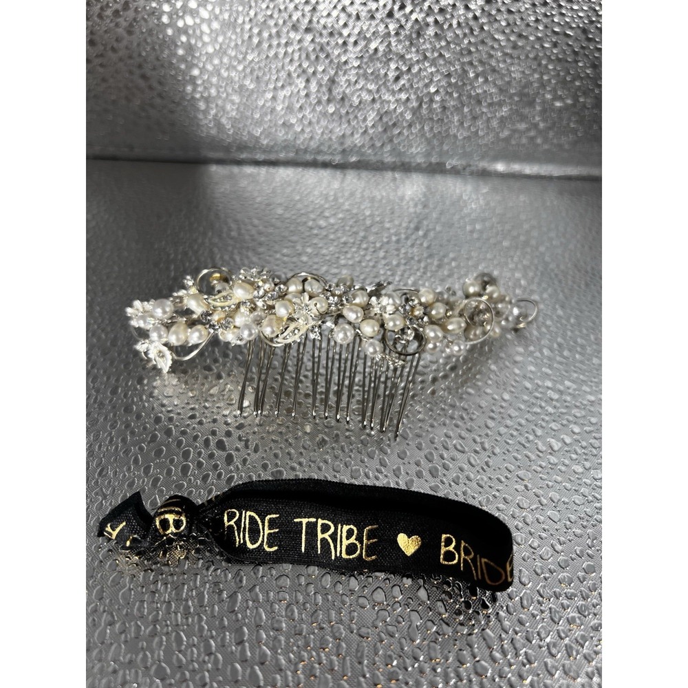 VINTAGE HAIR COMB BRIDAL WEDDING CRYSTAL RHINESTONE Pearl & Bride Squad Hair Tie